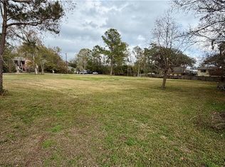 570 Copal St, Mandeville, LA 70448