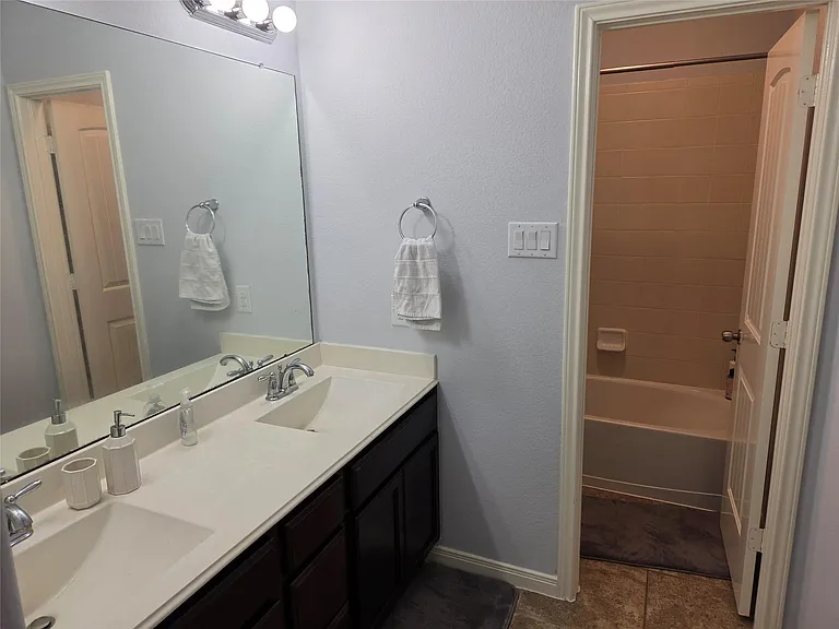 2514 Copper Fields Dr — Photo 16
