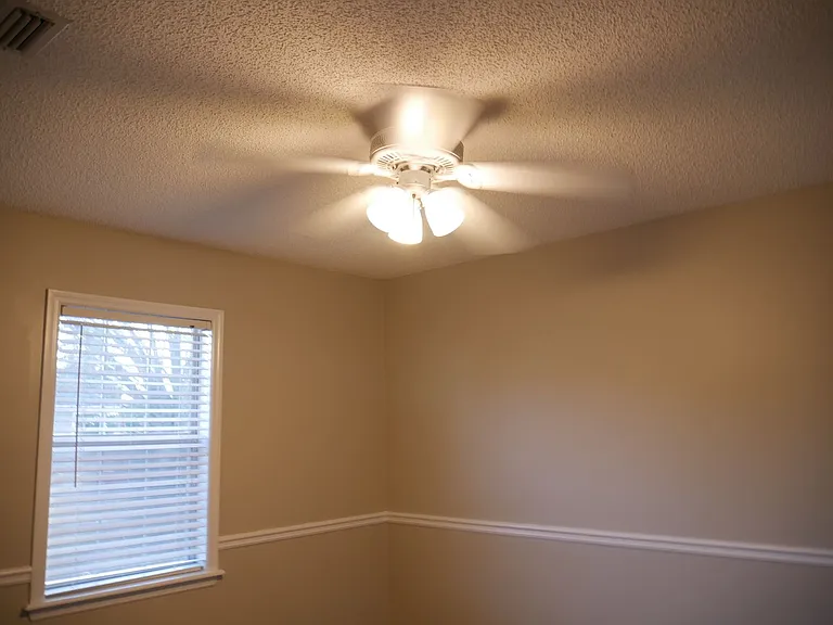3348 Summit Chase Dr — Photo 34