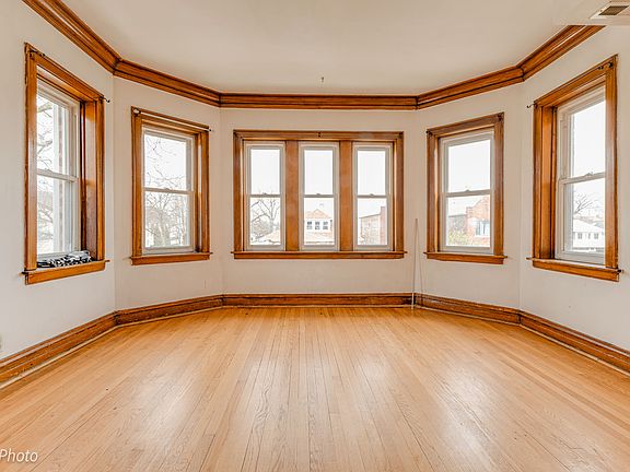 4th image of 4759 S Springfield Ave #2