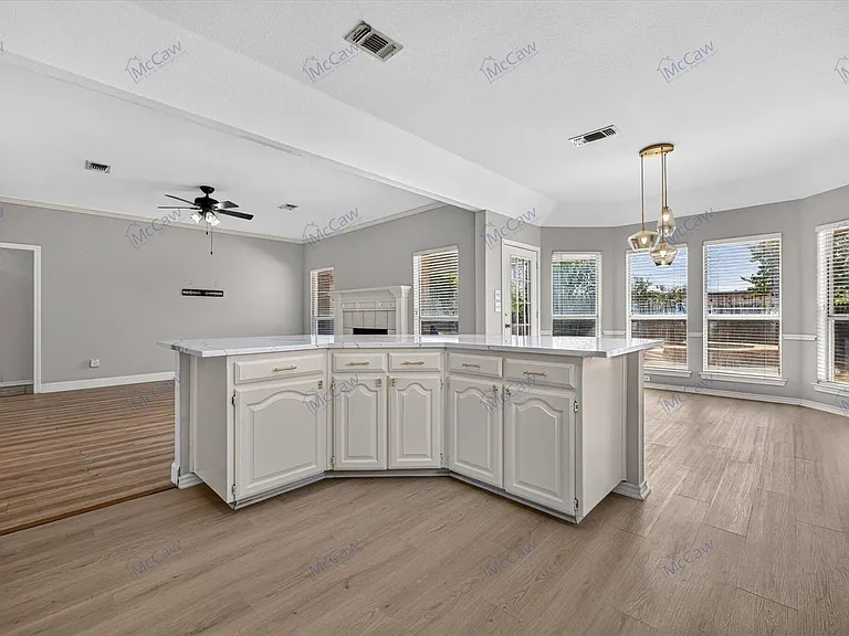 305 Brazil Dr — Photo 15