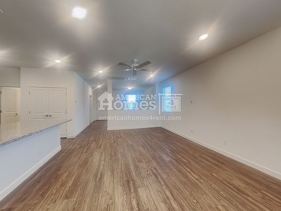 4th image of 4207 S 105th Dr