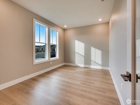 5th image of 20807 149th Street Ct E #1434
