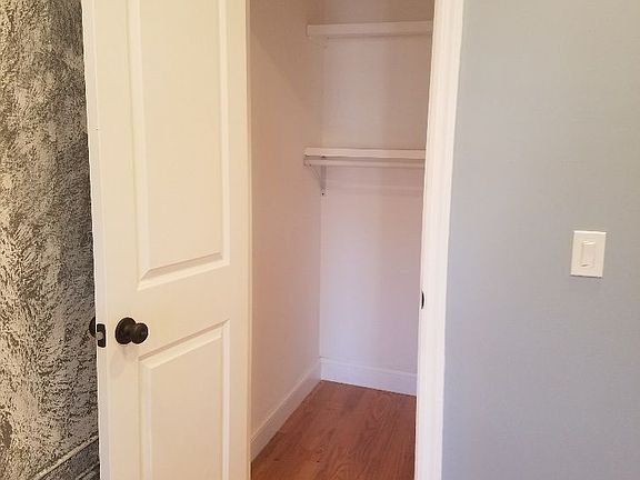 3rd image of 742 Halsey St #2