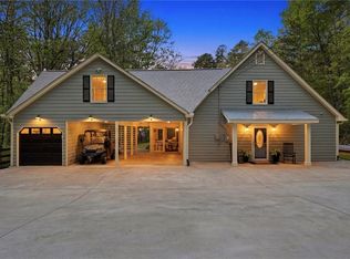 45 Wolf Ridge Trl NE, White, GA