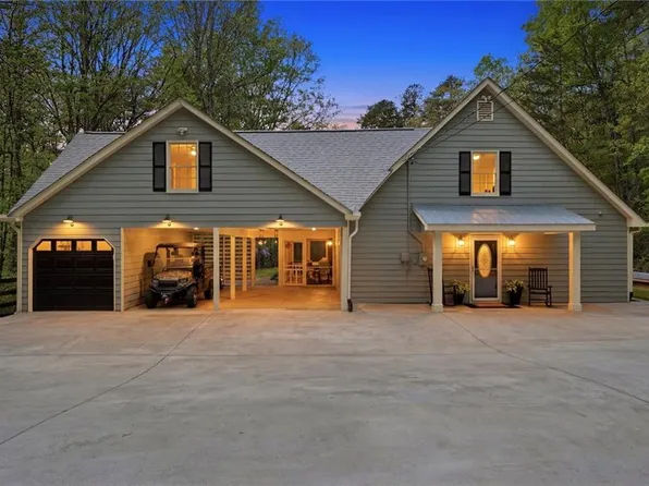 45 Wolf Ridge Trl NE, White, GA 30184