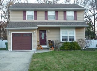 527 Woodland Ave, Cherry Hill, NJ 08002