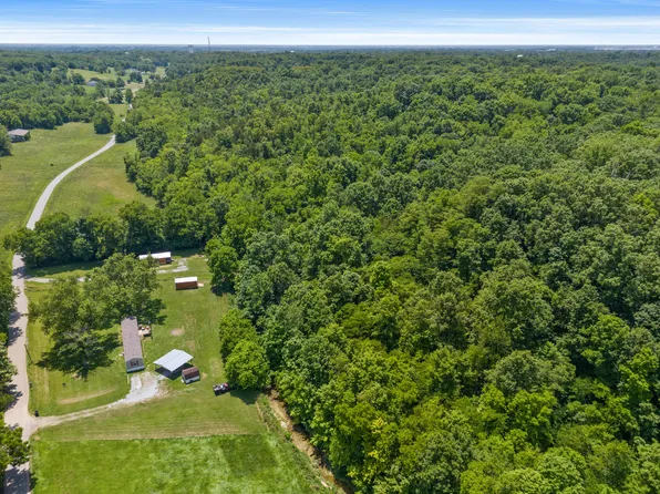 1090 Gunnell Rd, Georgetown, KY 40324
