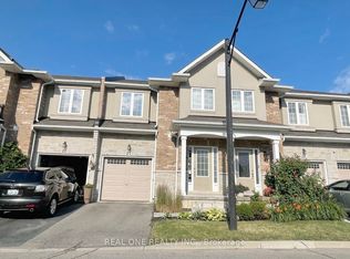 90 Raymond Rd #21, Hamilton, ON L9K0J6