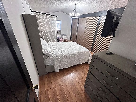 Large Bedroom with bathroom 