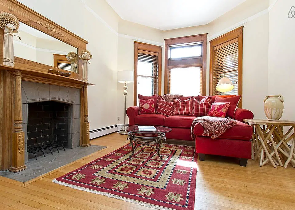 Large bright living room