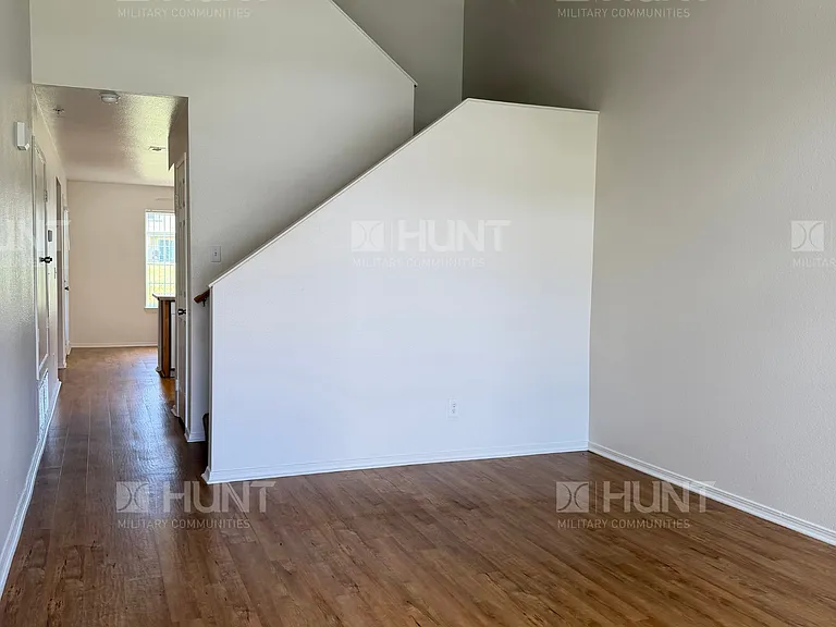 237 Inchon St — Photo 4