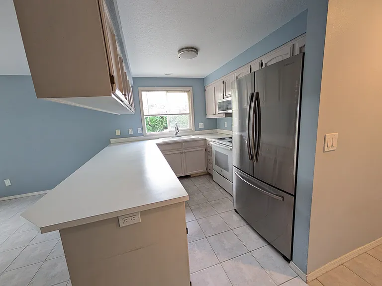 566 Sunwood Dr NW — Photo 7