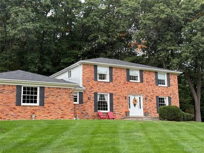 5540 Bostall Woods Dr, Rochester, MI, 48306