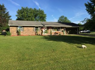 8780 Meadowview Ct, Berrien Springs, MI 49103