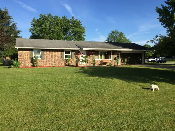 8780 Meadowview Ct, Berrien Springs, MI 49103