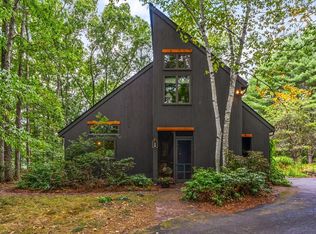 109 Pond St, Dunstable, MA 01827