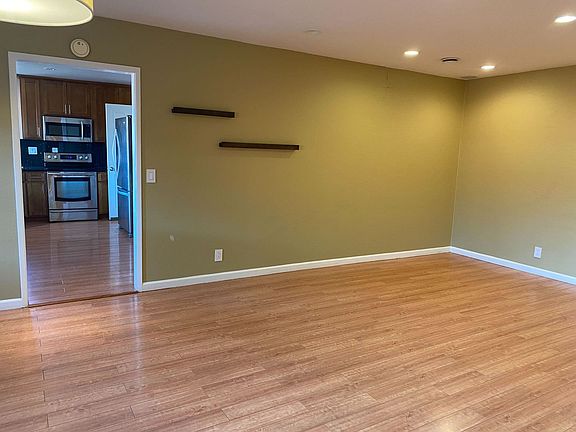 5th image of 88 Garden Way