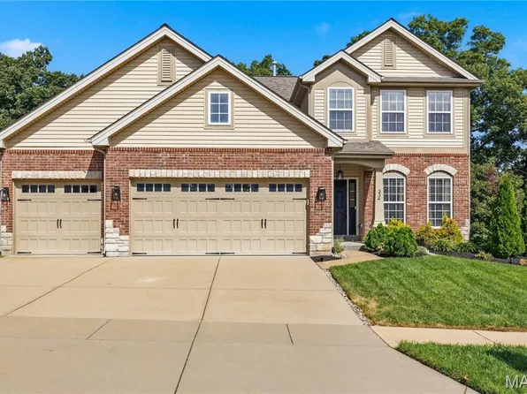 334 Palisades Ridge Ct, Eureka, MO 63025