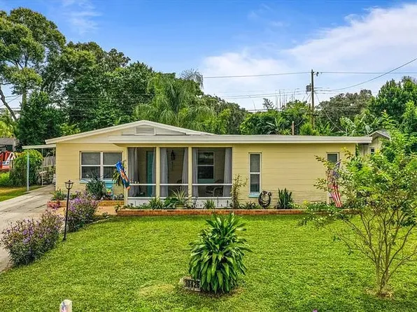 10426 Valencia Rd, Seminole, FL 33772