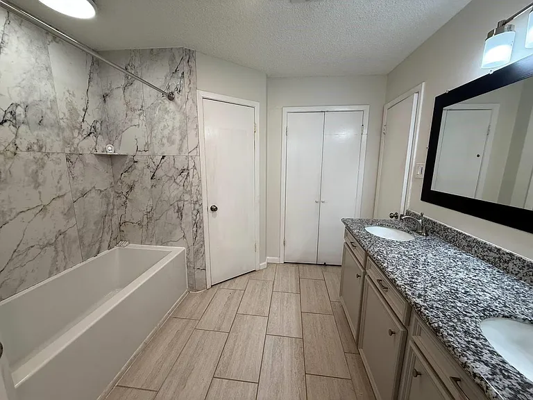 646 Fair Oak Dr — Photo 19