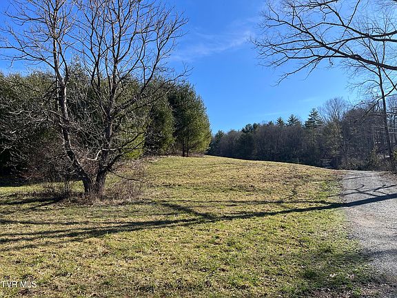 3rd image of Tbd Robinson Hollow Ln
