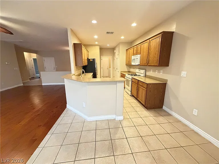 2356 Apparition St — Photo 6