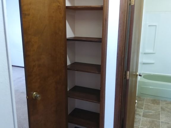 2nd image of 4721 Cordova St APT 1