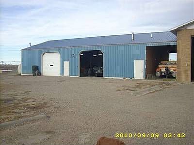 3rd image of 830 24th Ave NE
