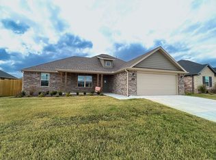 957 Madden St, Springdale, AR 72762