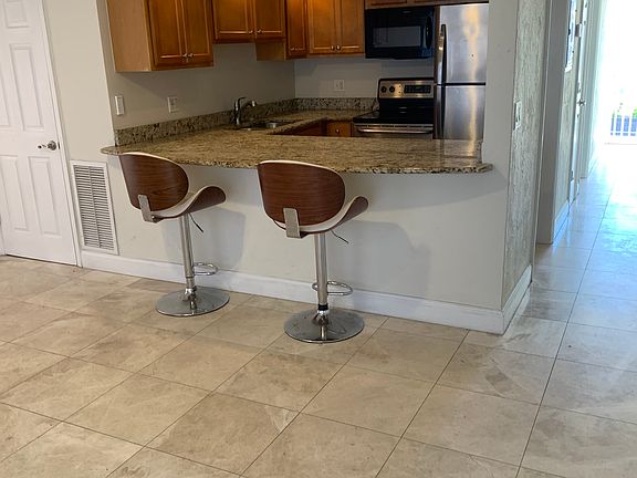 4th image of 1901 N Atlantic Ave APT 2