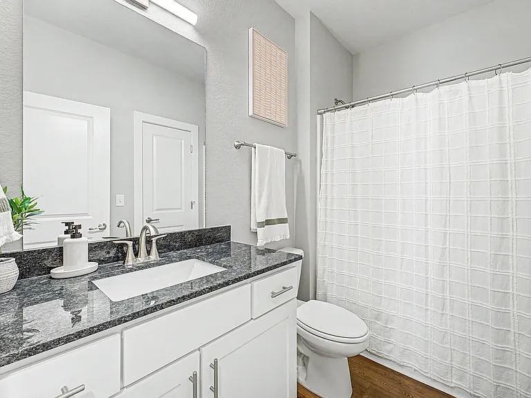 Hawthorne Grove — Photo 28