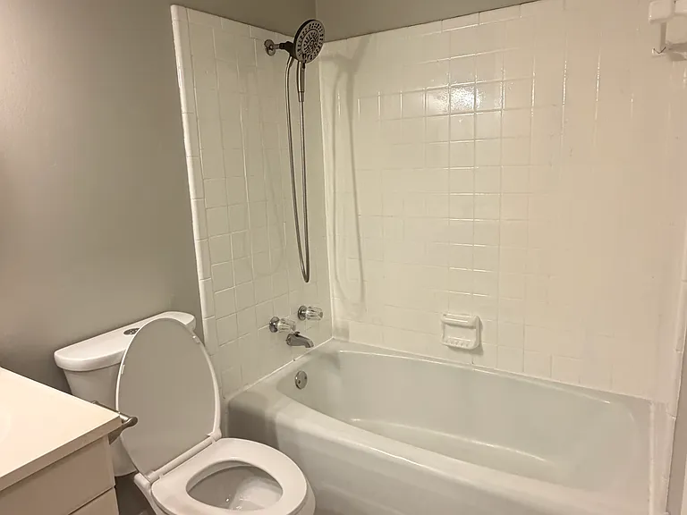 37 Southmont Dr — Photo 8
