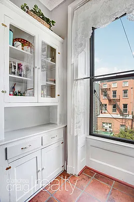 Sold by D'Andrea Craig Realty | media 19