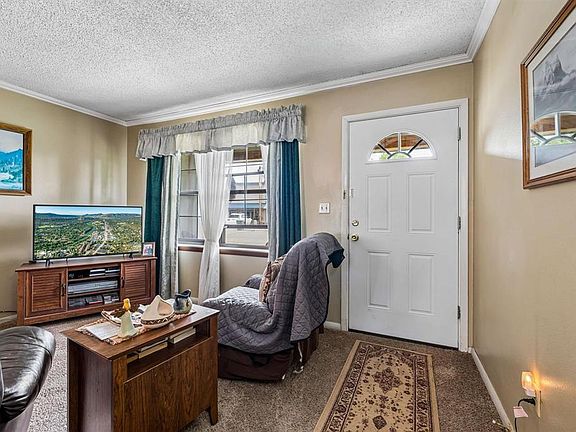 2nd image of 200 Romero Avenue