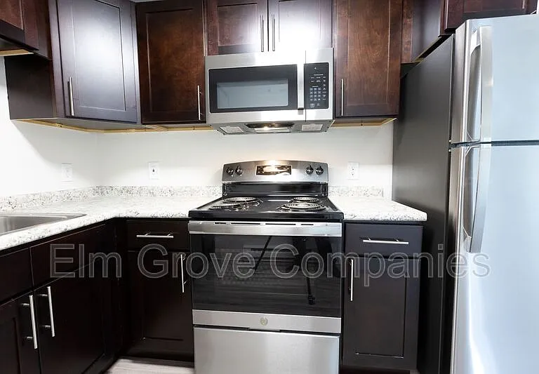 72 Hemingway Dr #34 — Photo 3