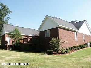 2nd image of 1460 Pine Dr N