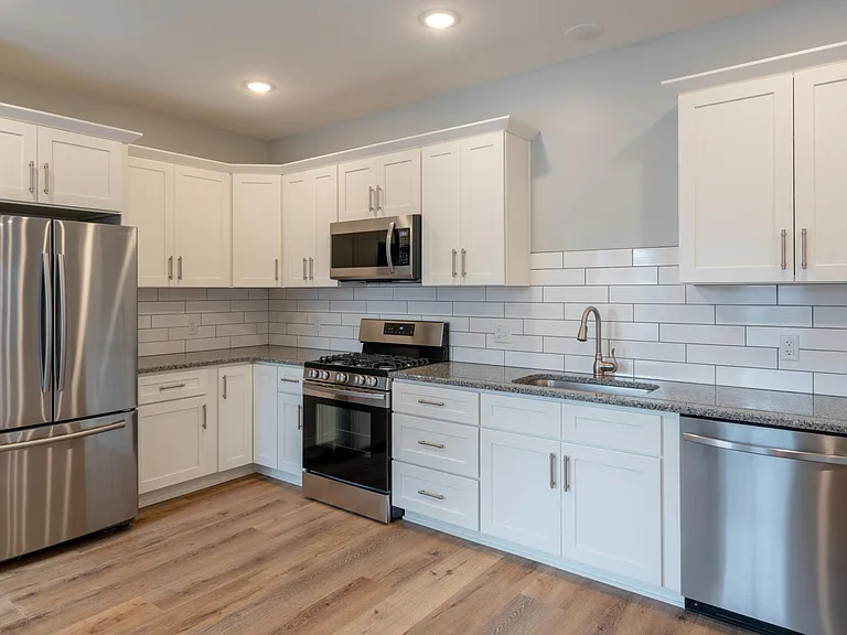 1015 Sigsbee St SE #1 — Photo 8
