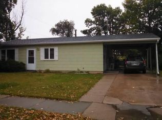 1302 Greenbriar St, Rapid City, SD 57701