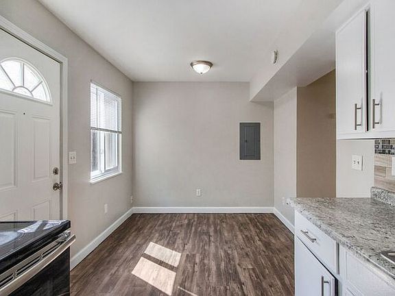 4th image of 444 Garland St APT 2