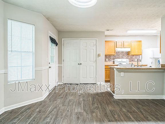 3rd image of 5638 Fair Creek Way