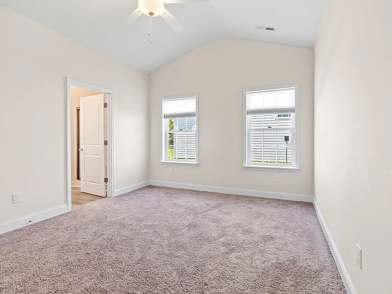 1622 San Andres Ave — Photo 18