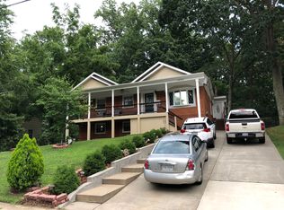 14321 Louisa St, Woodbridge, VA 22191