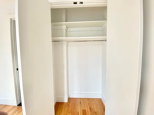 Rented by EastMount Realty LLC | media 19