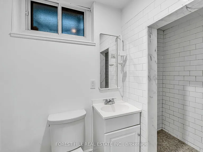 5 Woodenhill Ct #BASEMENT — Photo 15
