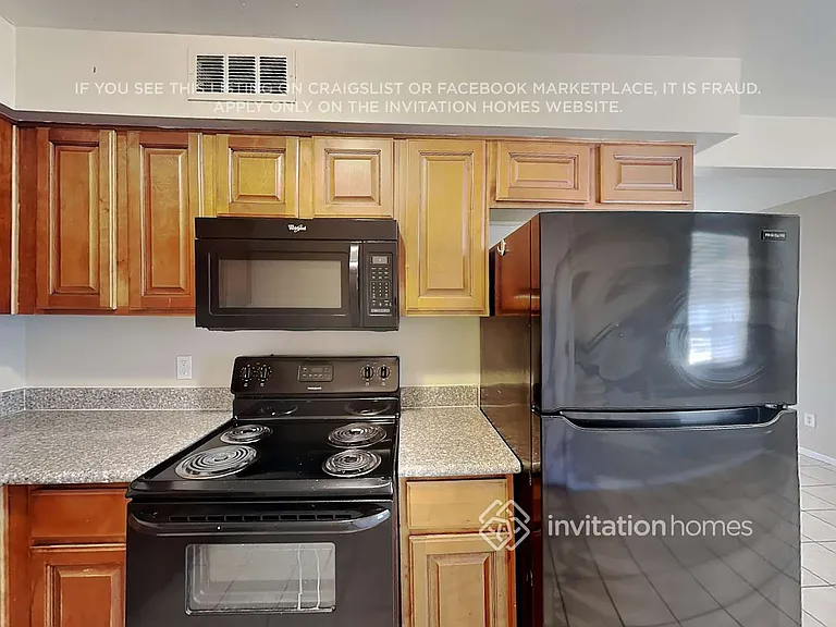 4422 S Park Dr — Photo 5