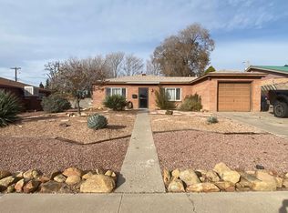8911 Matthew Ave NE, Albuquerque, NM 87112