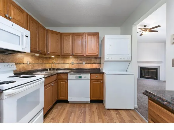 1422 Bluebird Ter, Saint Louis, MO 63144