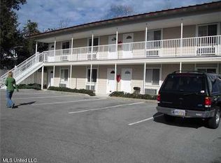 1664 Beach Blvd #42, Biloxi, MS 39531
