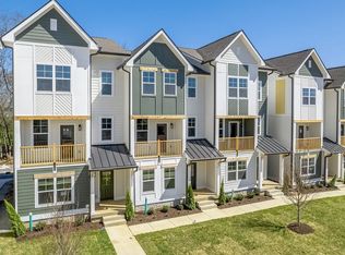 2022 Maple View Ln, Nashville, TN 37207